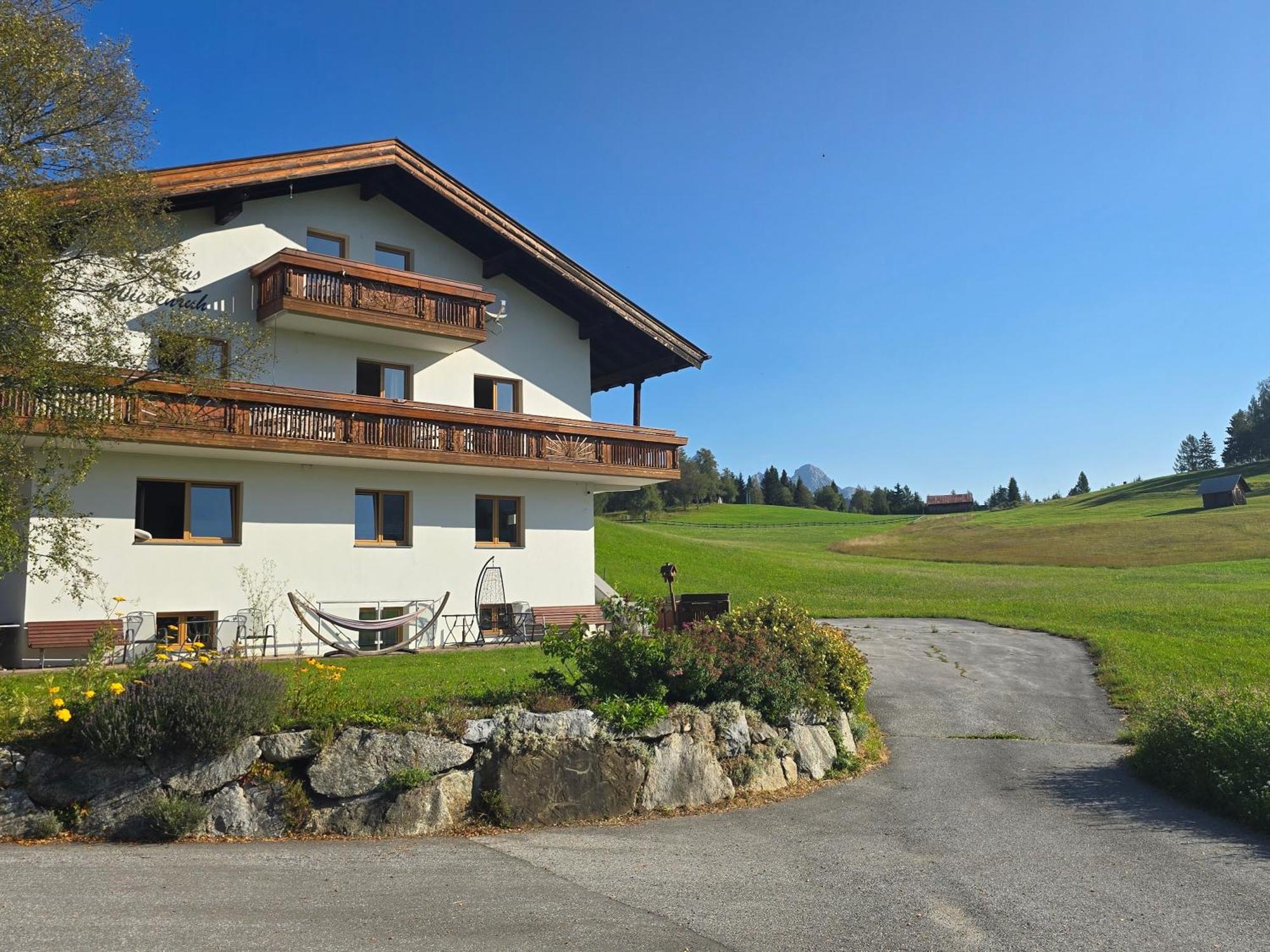 Haus Wiesenruh - Amazing Views & Setting Seefeld in Tirol Eksteriør bilde